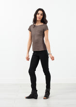 Tải hình ảnh vào trình xem Thư viện, tay áo ngắn cài khuy lên