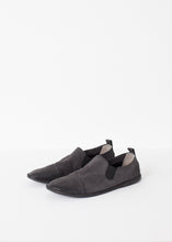 Tải hình ảnh vào trình xem Thư viện, Giày Chelsea cổ thấp màu đen