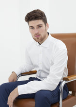 Tải hình ảnh vào trình xem Thư viện, Áo sơ mi Dartmouth màu trắng
