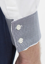 Tải hình ảnh vào trình xem Thư viện, Áo sơ mi Dartmouth màu trắng
