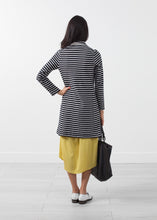 Tải hình ảnh vào trình xem Thư viện, Áo khoác Halo
