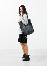 Tải hình ảnh vào trình xem Thư viện, Áo sơ mi sờn
