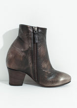 Load image into Gallery viewer, Scavata Ankle Boot in Bronze
